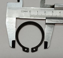 Кольцо стопорное d=31,5х38х1,5 Din471 (Shaanxi Hande Axle)