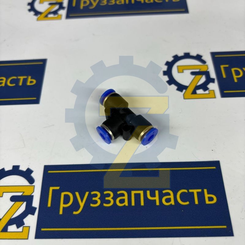 Фитинг соединительный для трубок ПВХ Ф4 мм (тройник)
