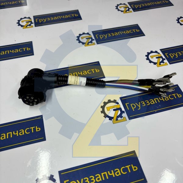 Штекер заднего фонаря угловой 8 контактов с проводами 9800680+8